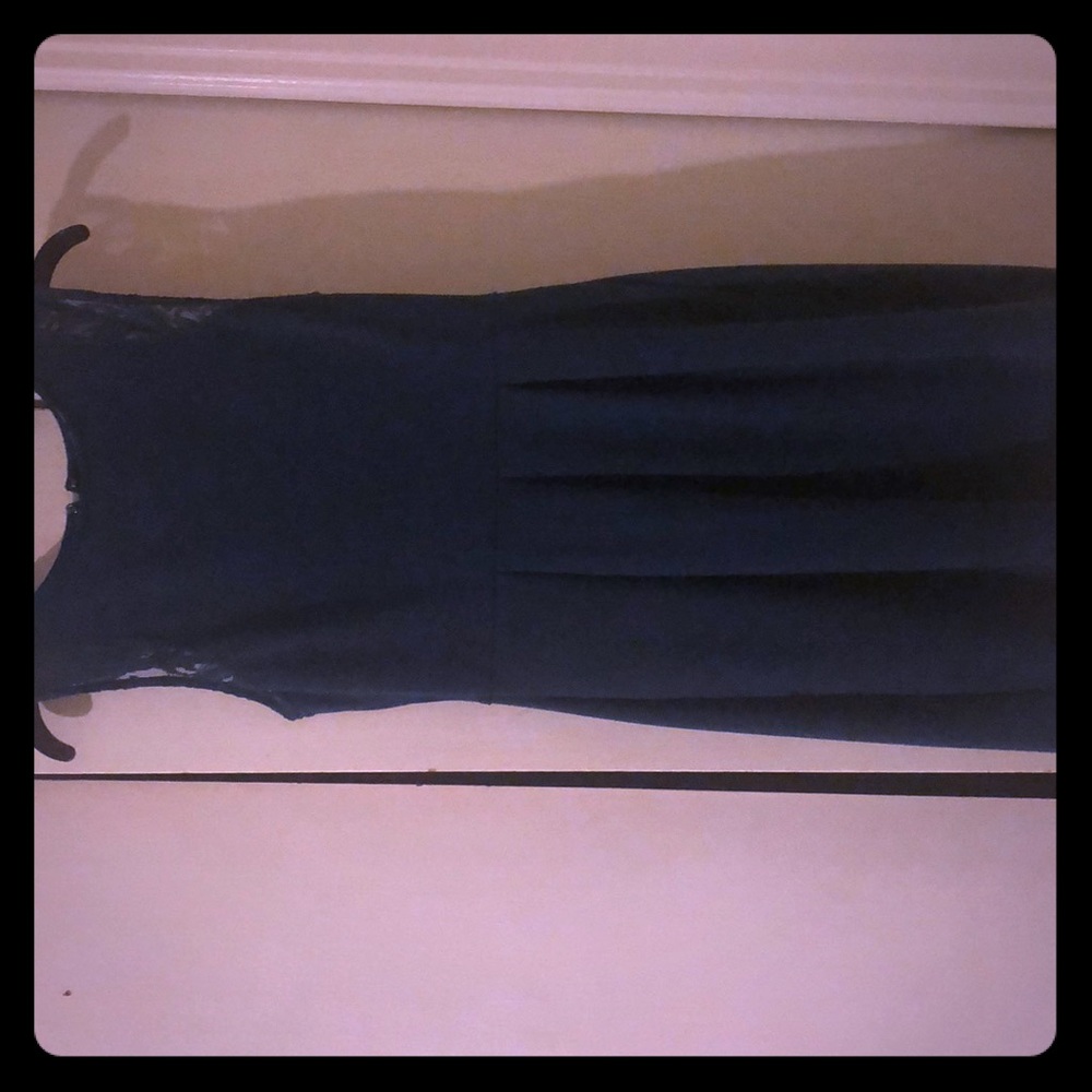 Short sleeve formal dress with embroidered trim